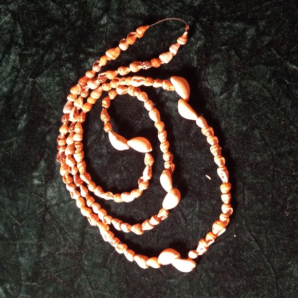 F-23 Sea Shell necklace lot - Picture 5 of 6